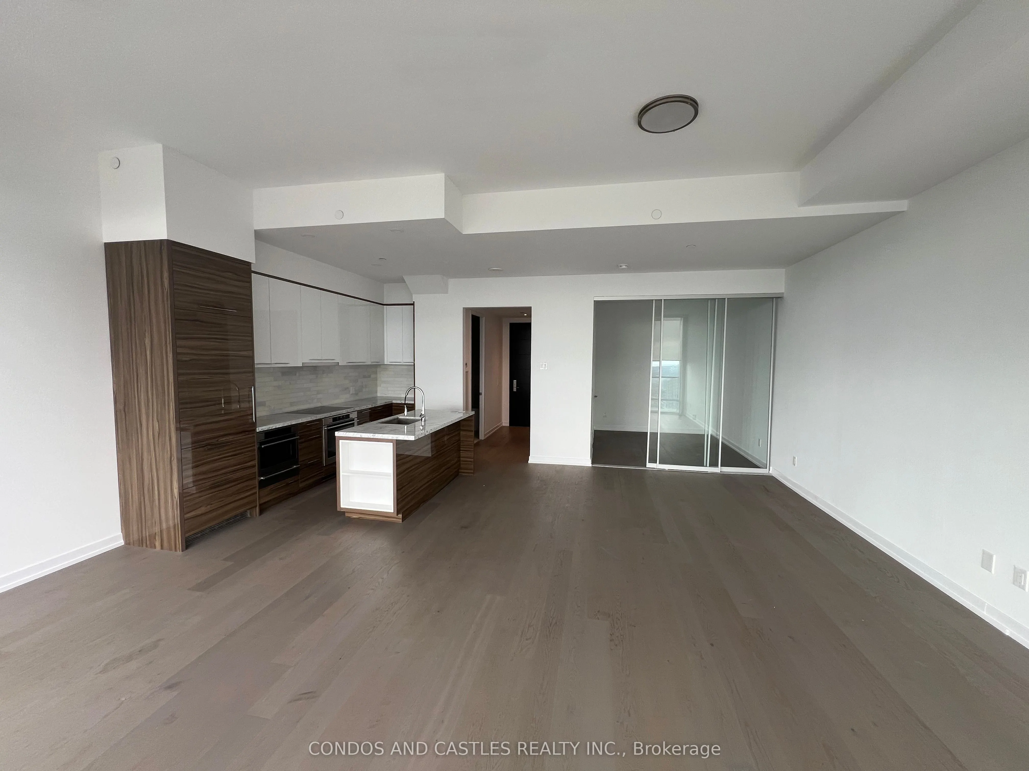 488 University Avenue, #5503