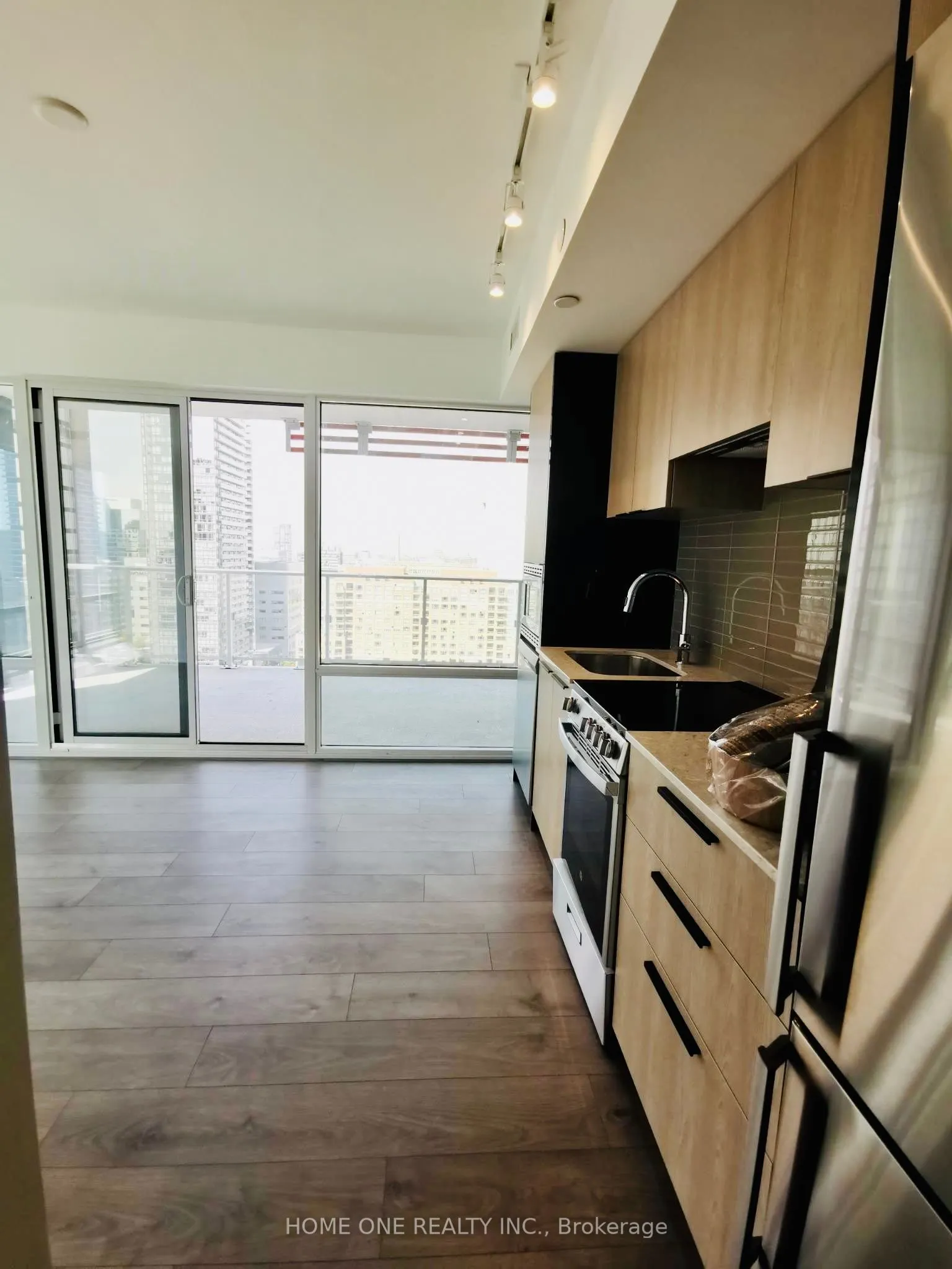 18 Maitland Terrace, #1805