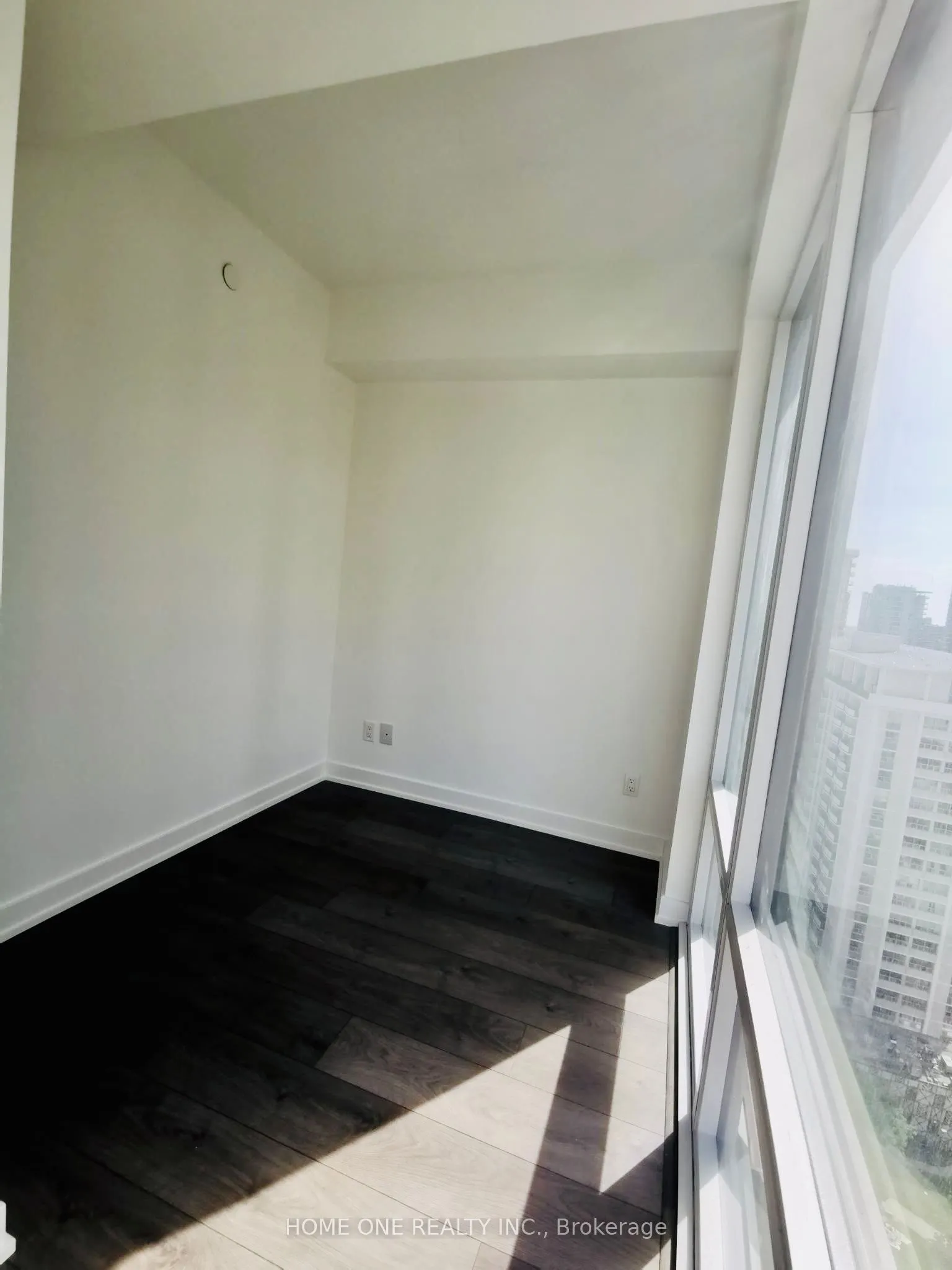 18 Maitland Terrace, #1805