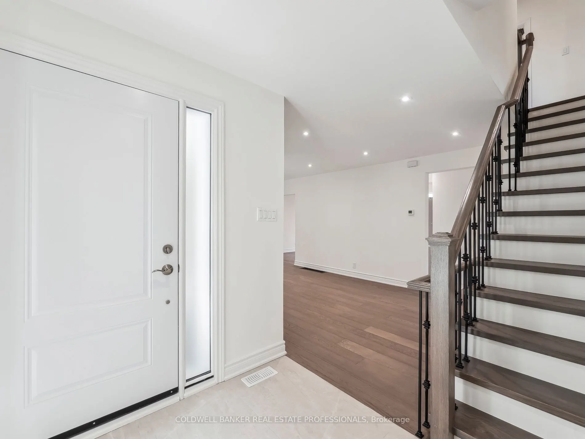 2 Kempsell Crescent