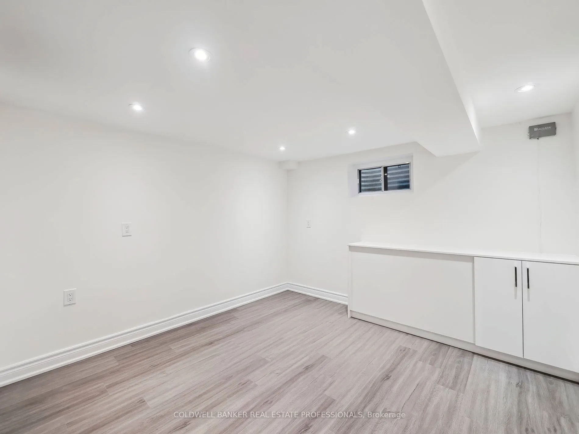 2 Kempsell Crescent