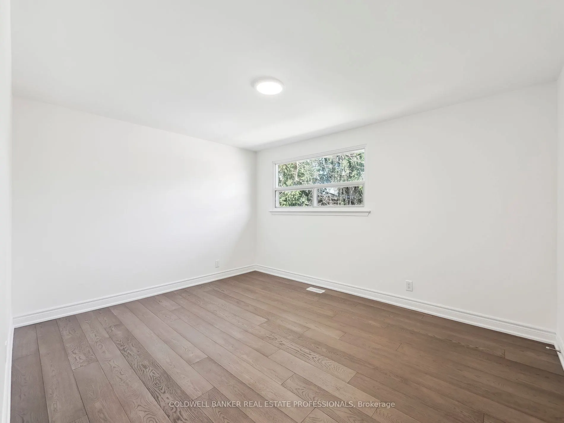 2 Kempsell Crescent