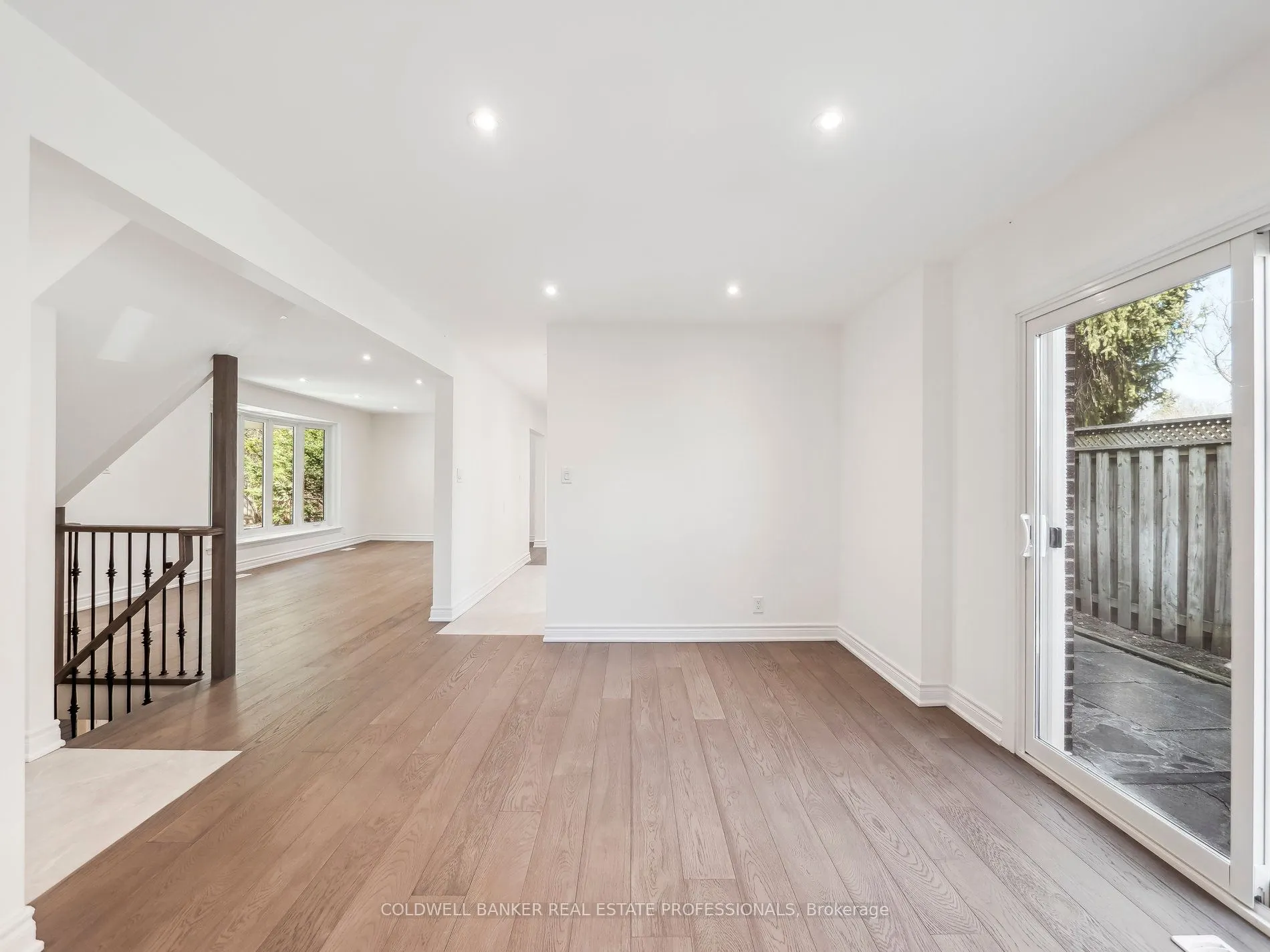 2 Kempsell Crescent