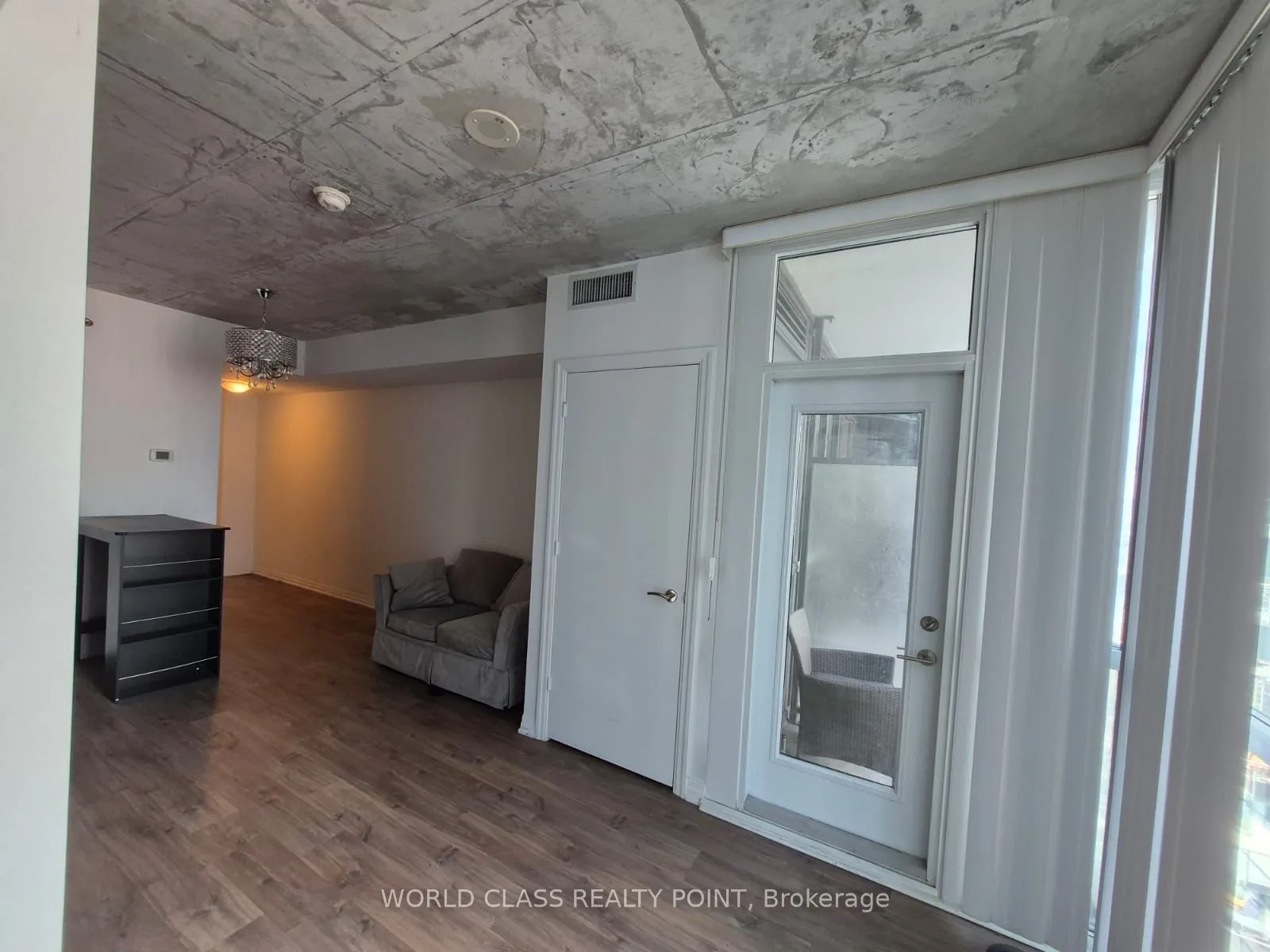88 Blue Jays Way, #2511