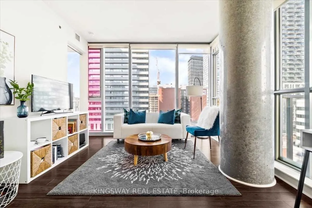 375 King Street W, #1107