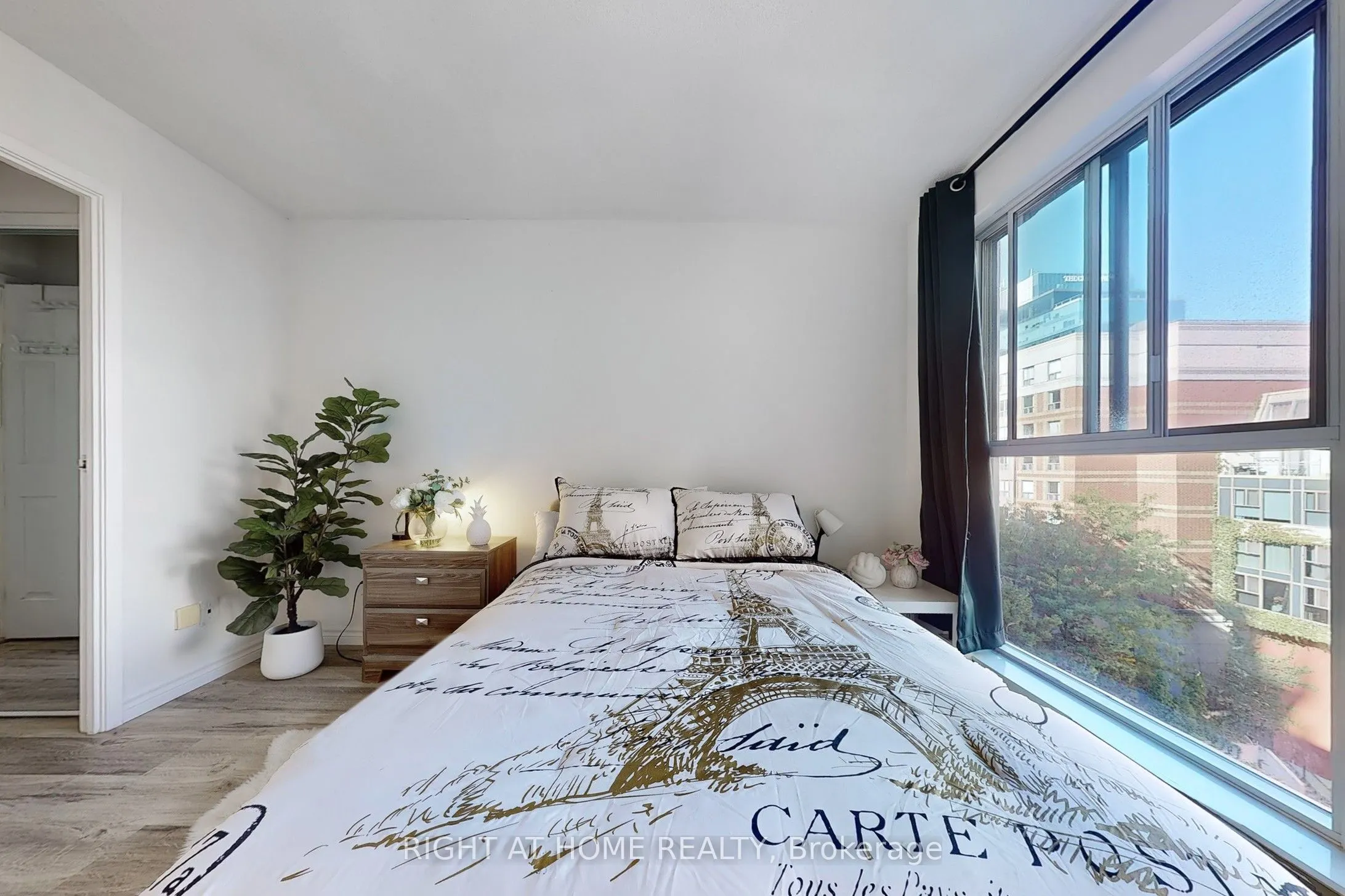 222 The Esplanade Avenue, #705