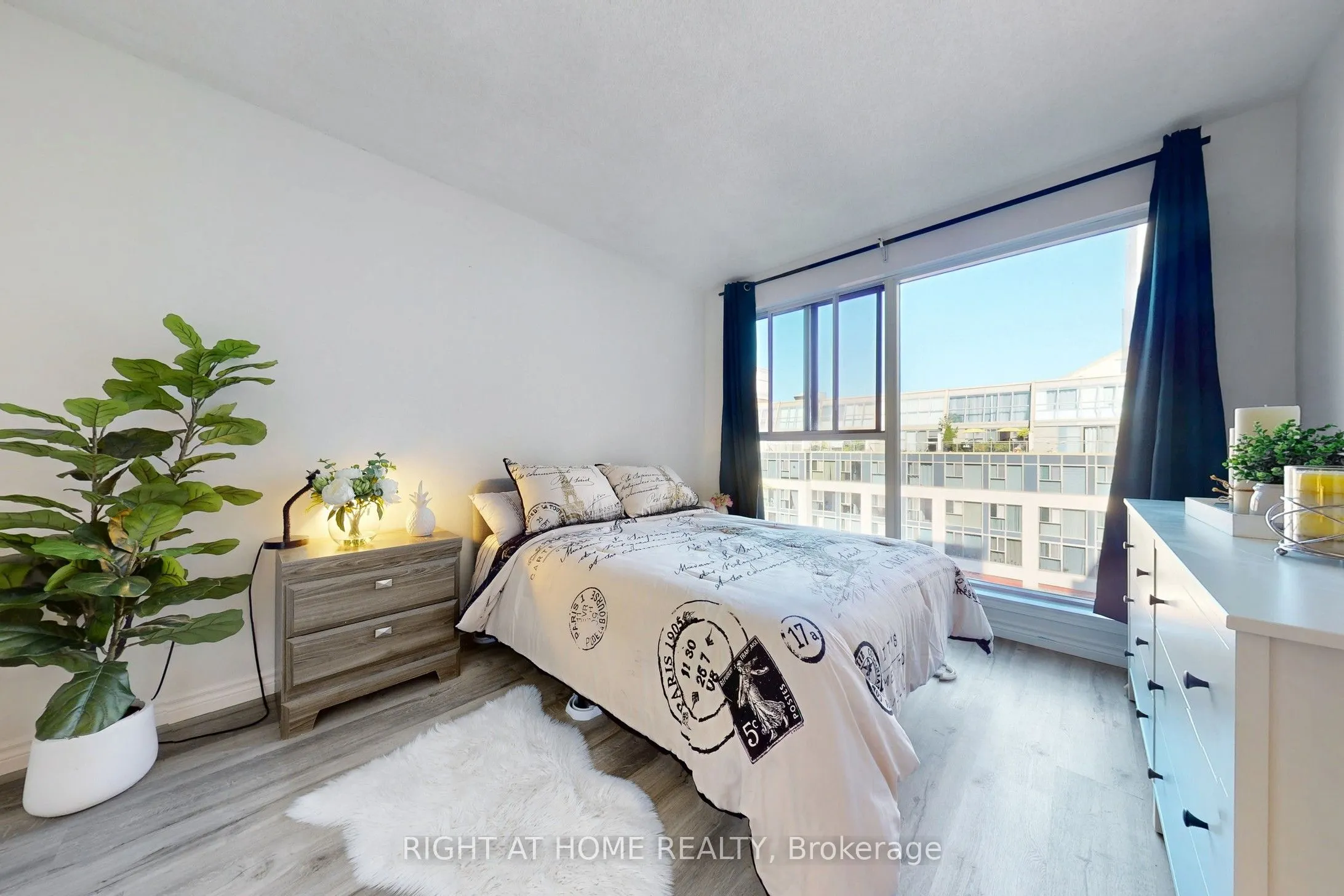 222 The Esplanade Avenue, #705