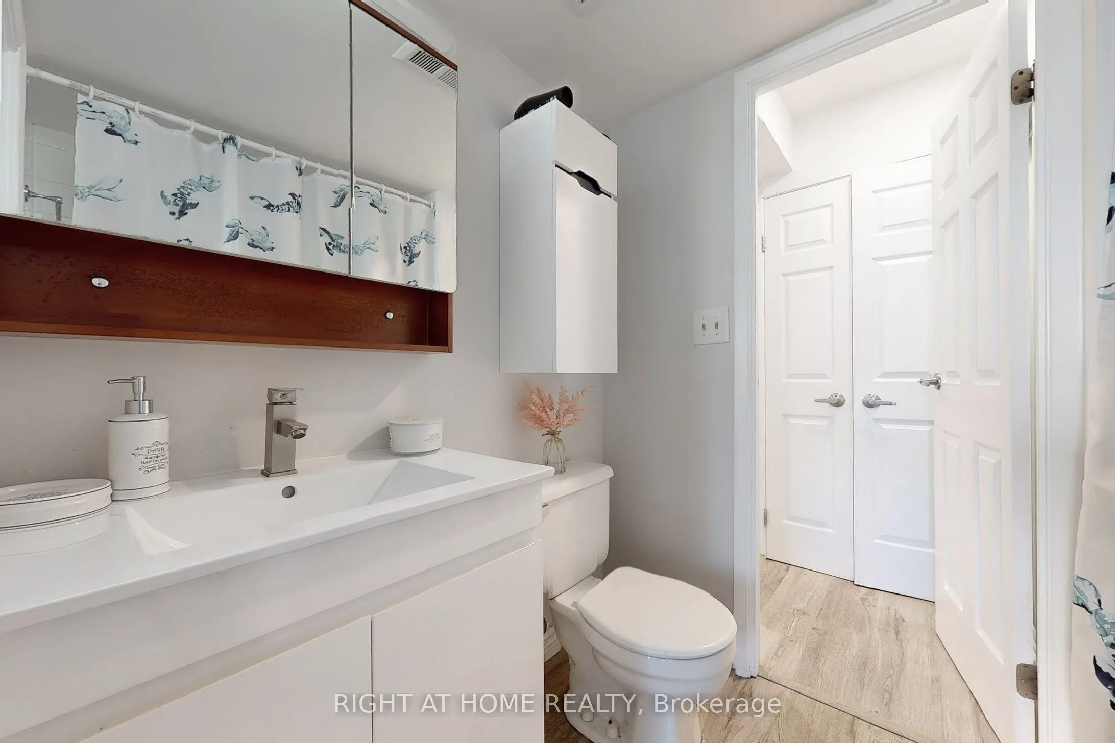 222 The Esplanade Avenue, #705