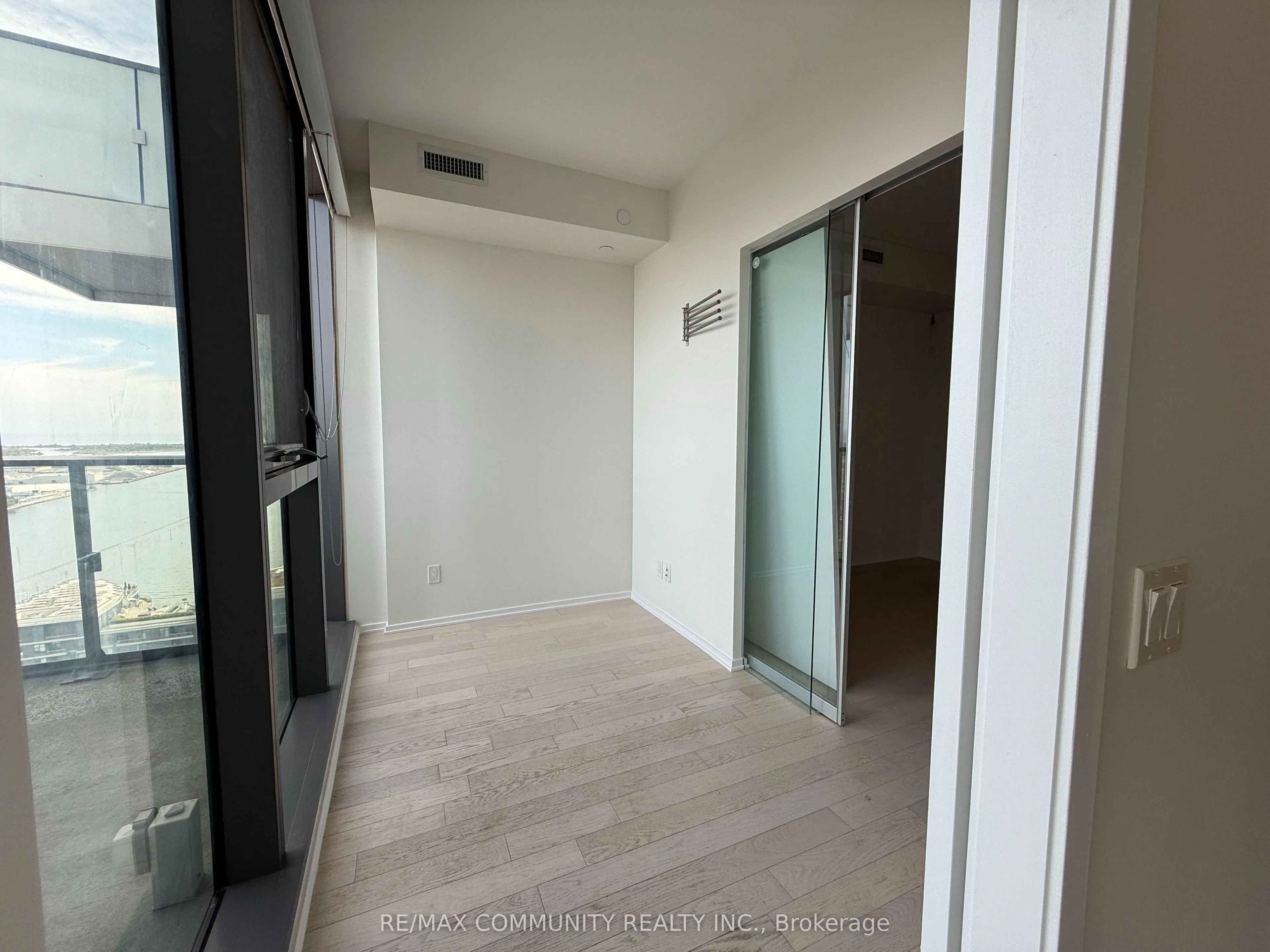 16 Bonnycastle Street, #2905