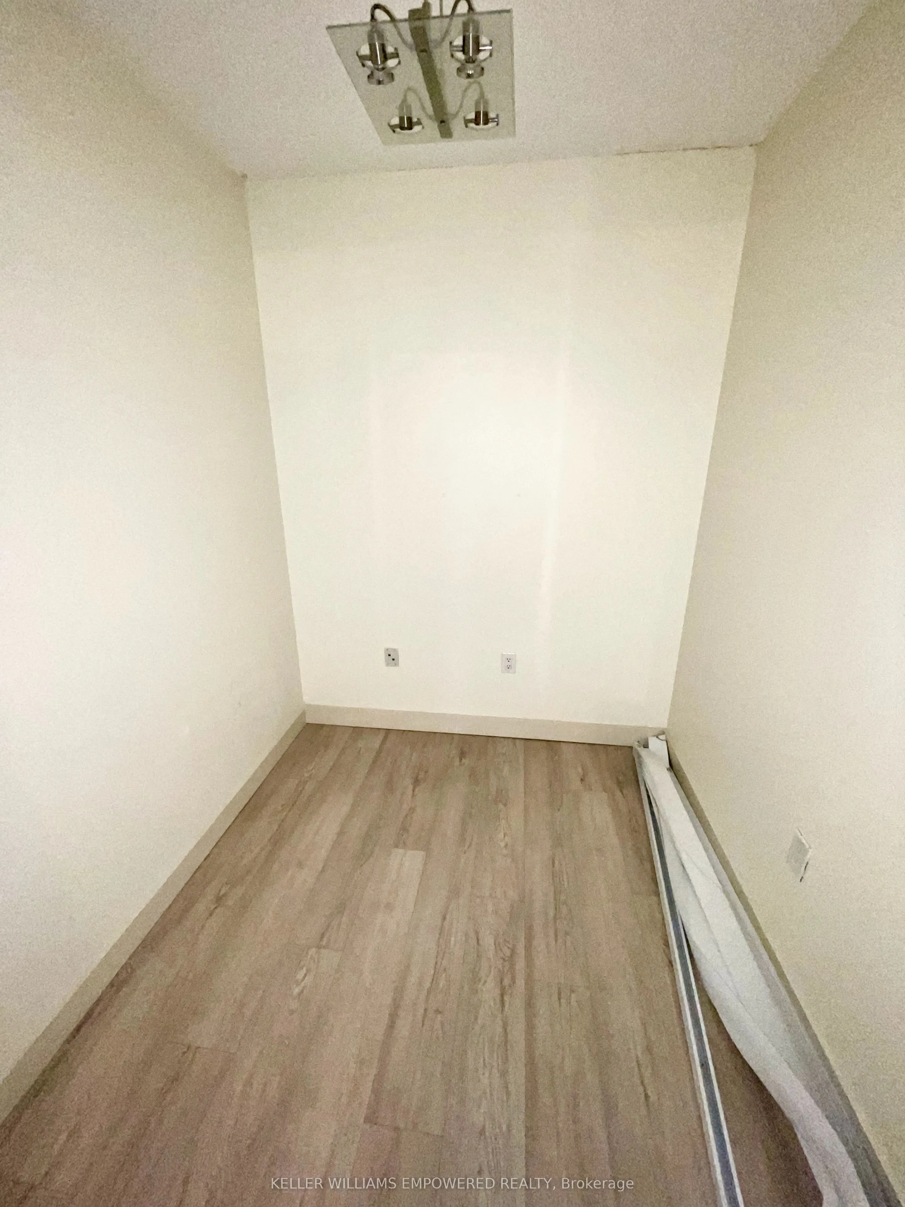 3 Navy Wharf Court, #602