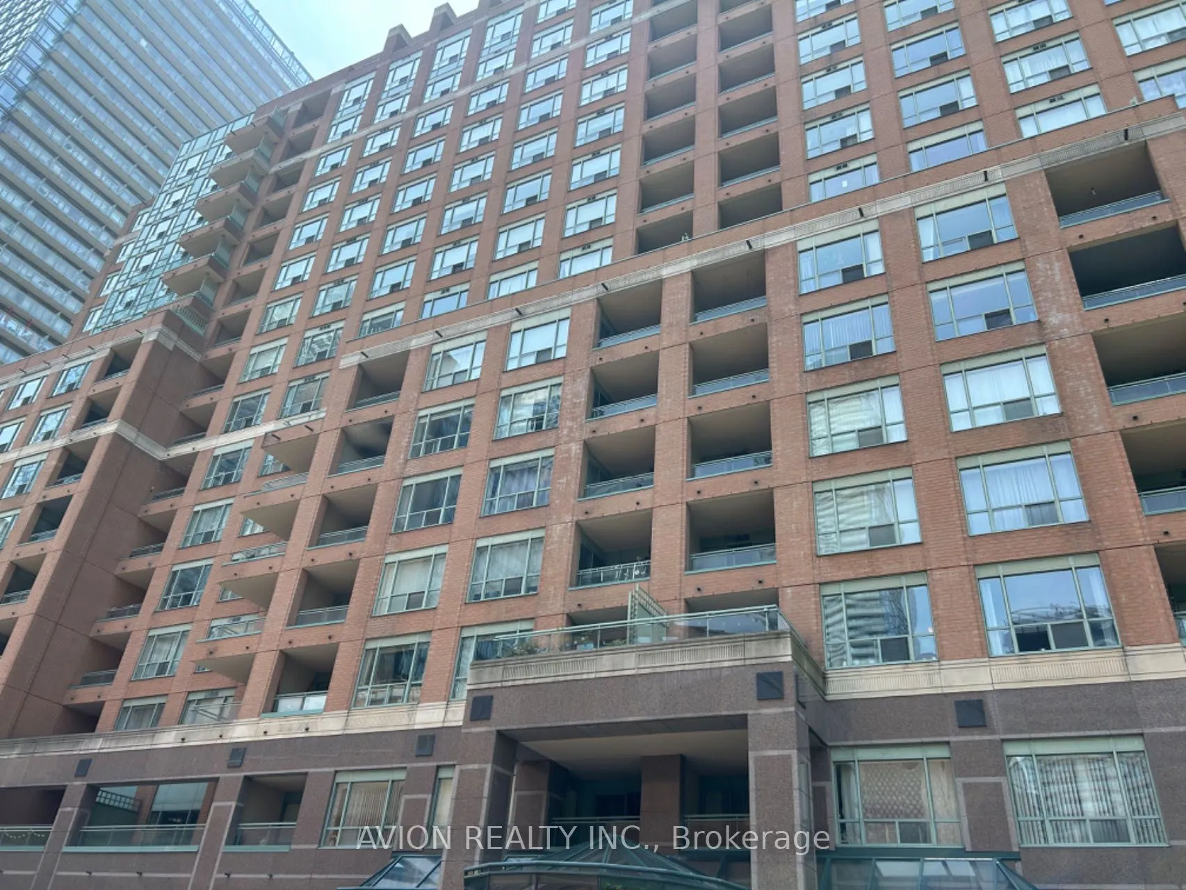 887 Bay Street, #1108