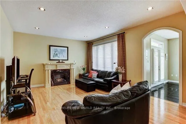 39 Green Meadows Circle