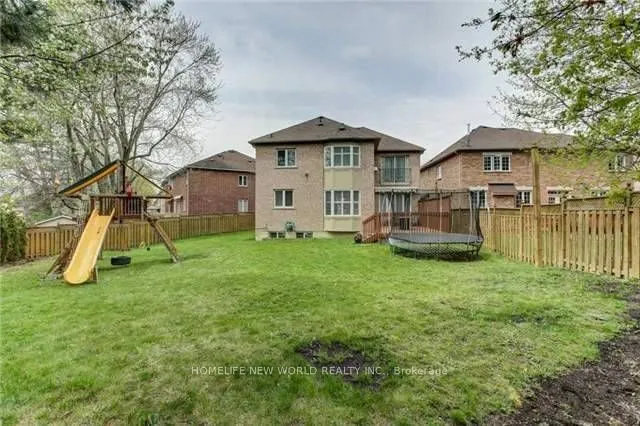 39 Green Meadows Circle