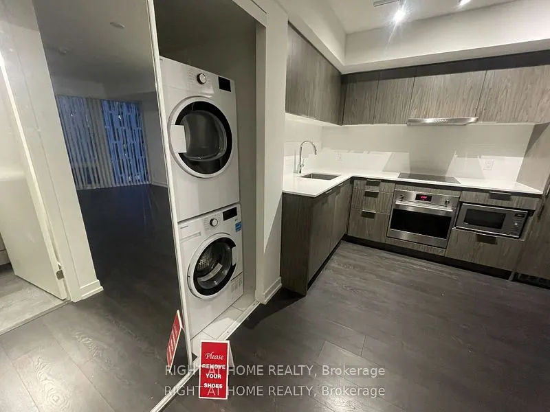 60 Shuter Street, #1709