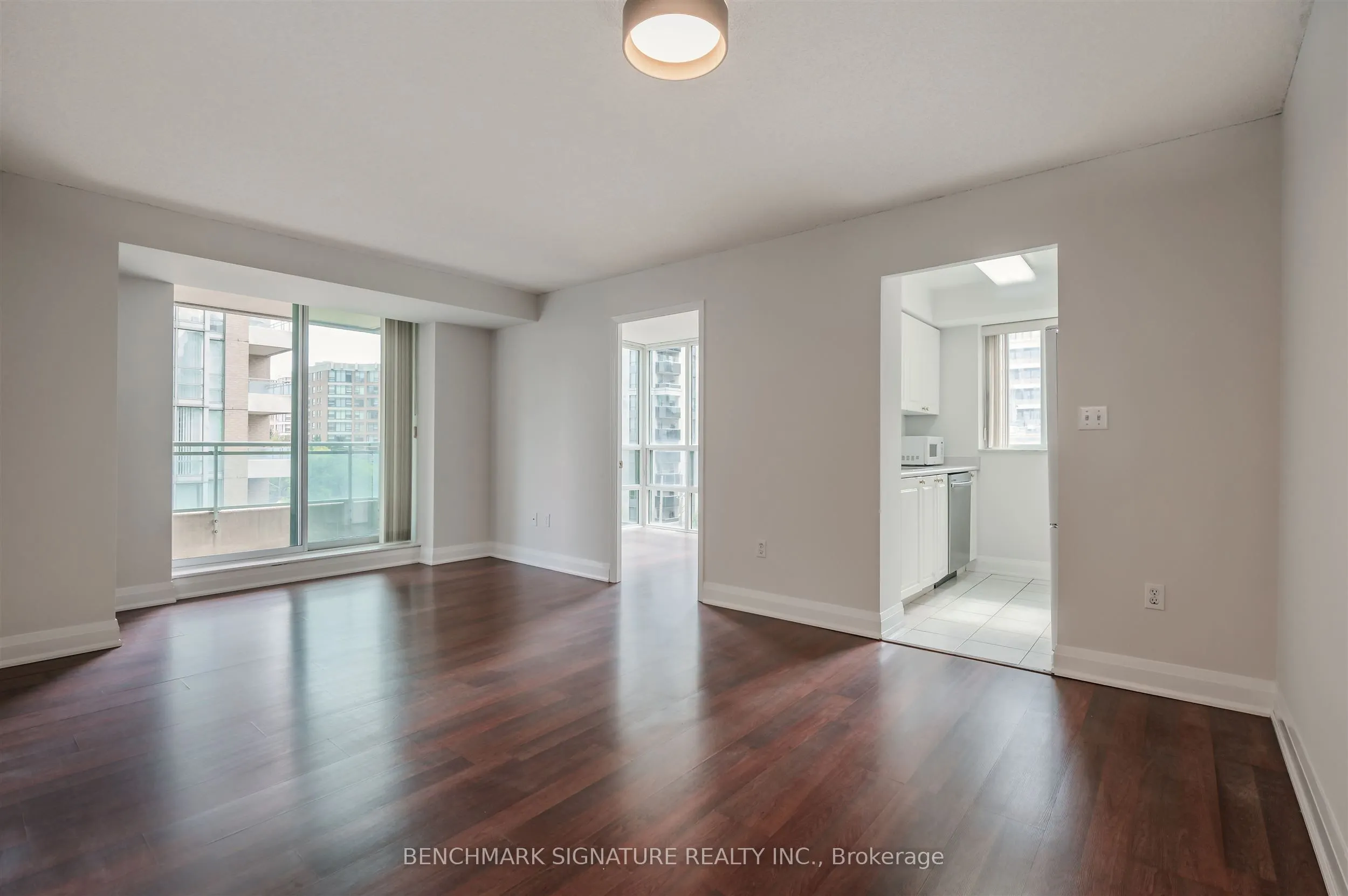 3 Pemberton Avenue, #608