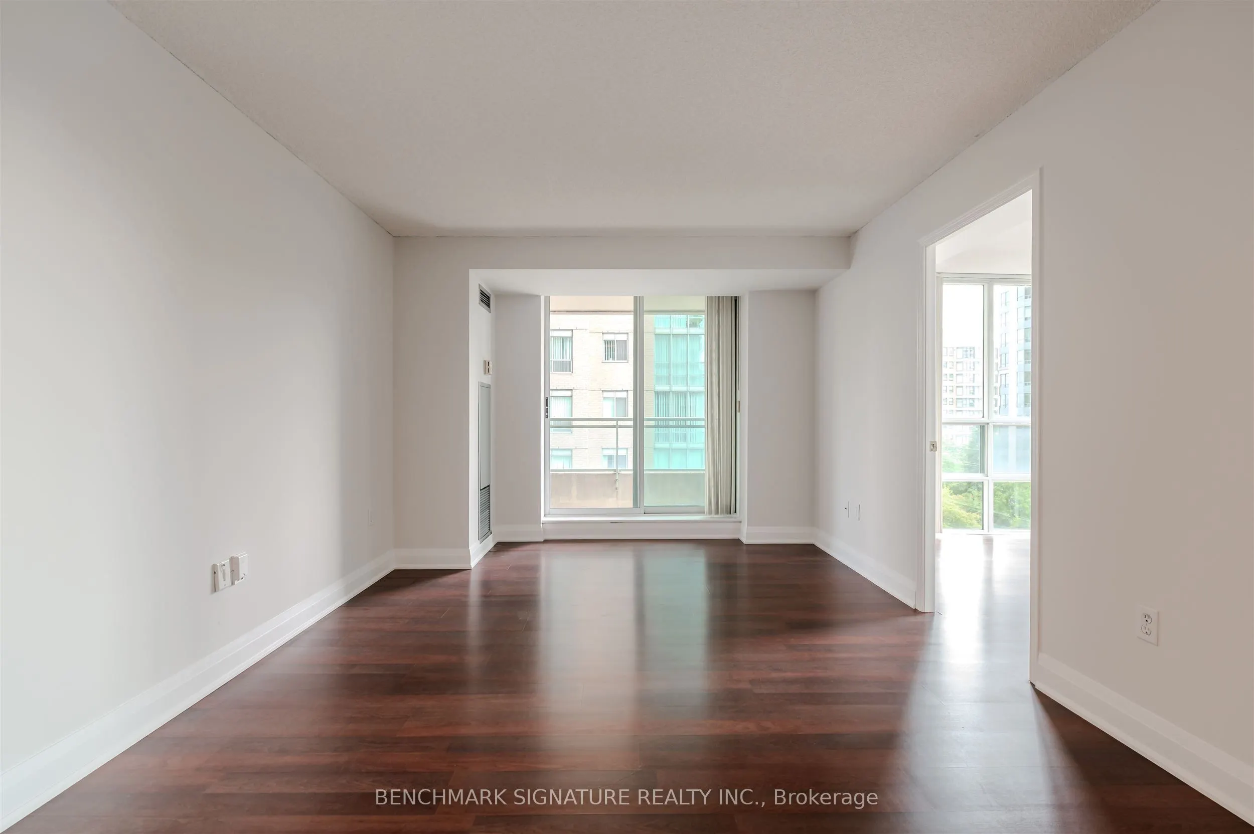 3 Pemberton Avenue, #608