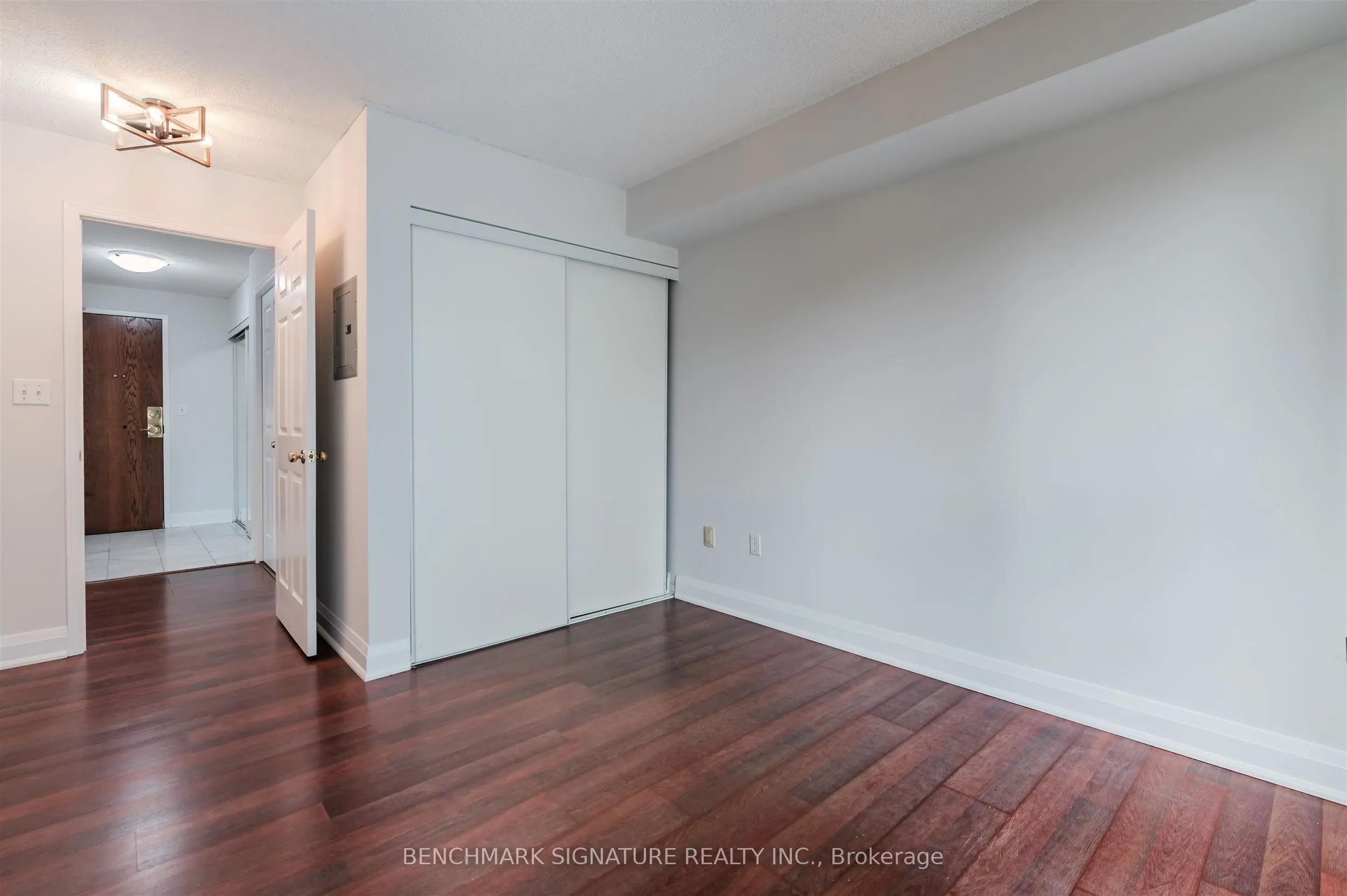 3 Pemberton Avenue, #608