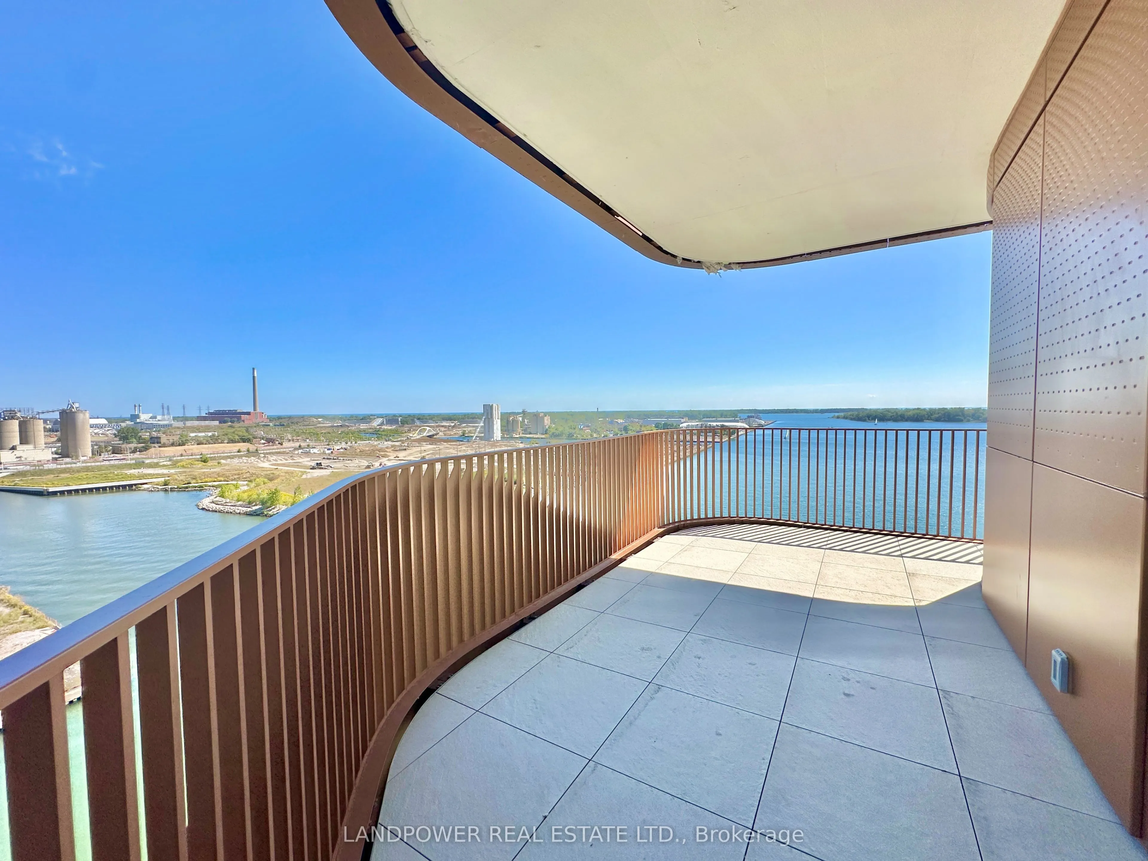 155 Merchants' Wharf, #1111