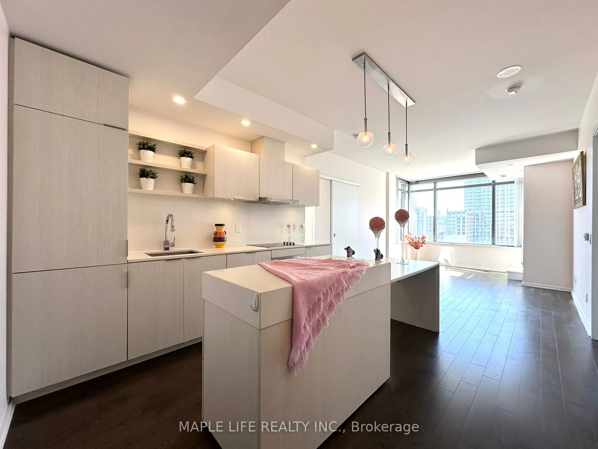 12 Bonnycastle Street, #823