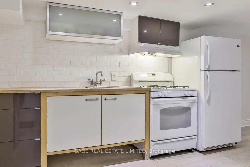 1195 Ossington Avenue, #Lower