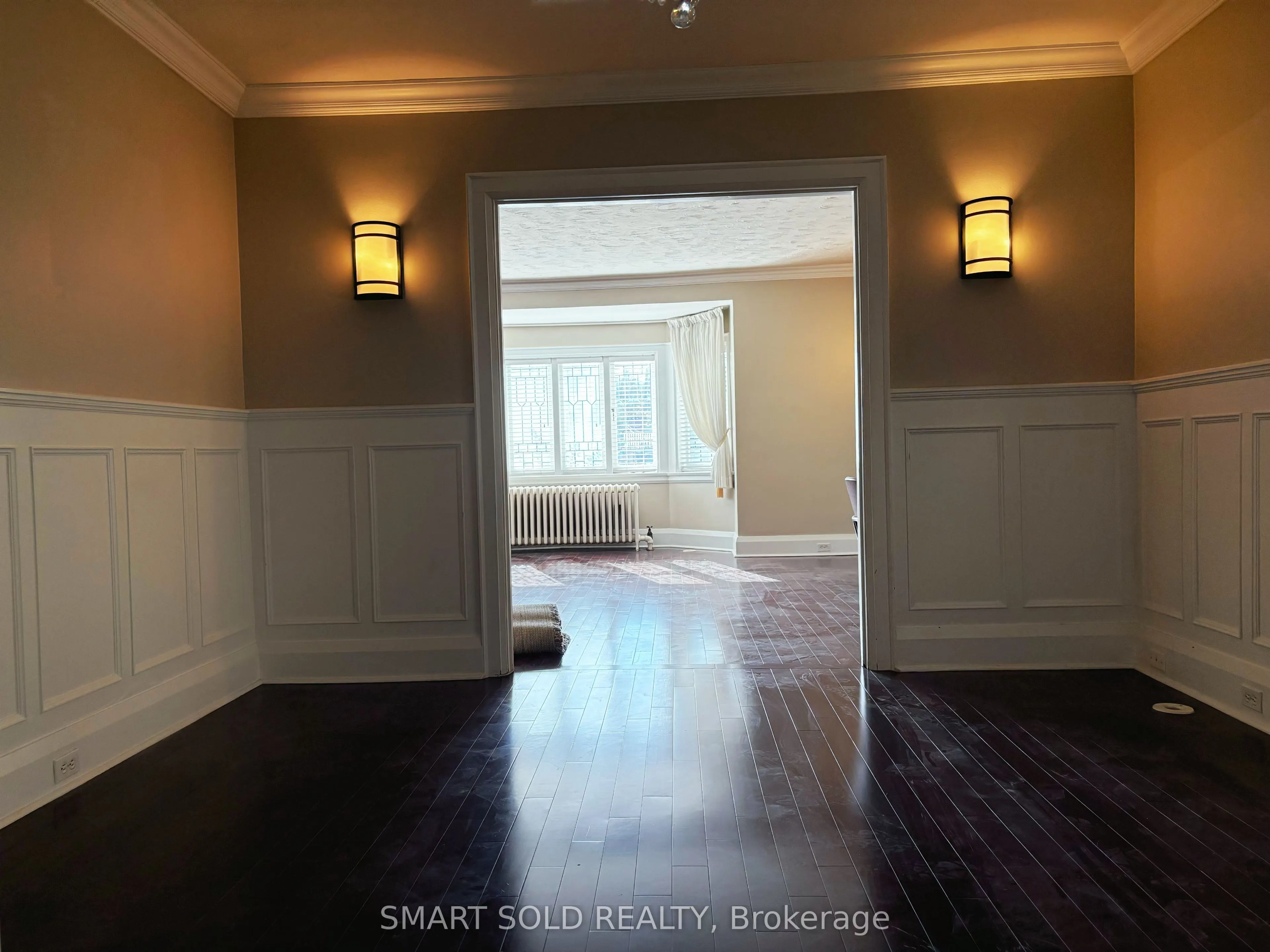 889 Avenue Road, #1ST FL