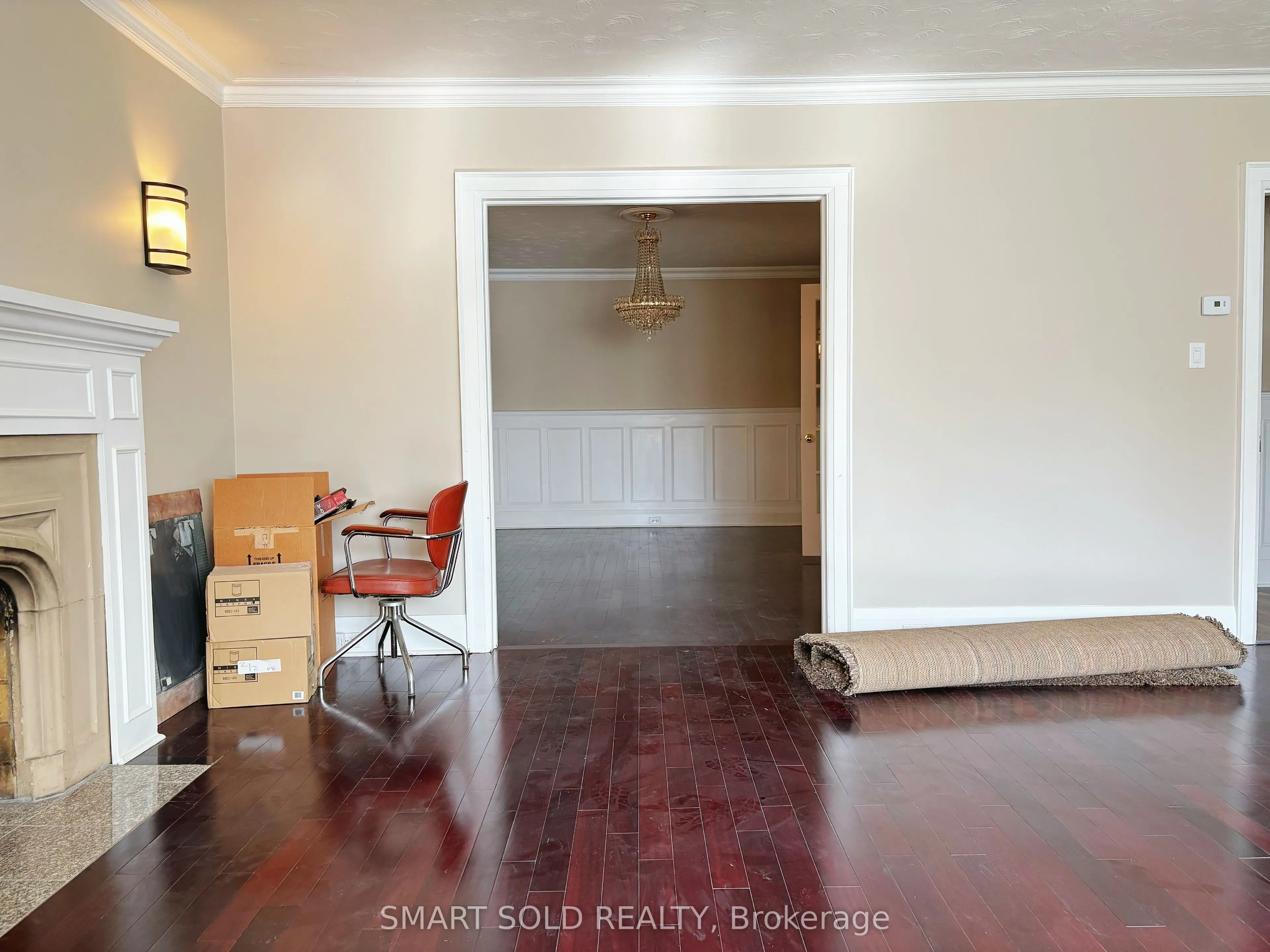 889 Avenue Road, #1ST FL