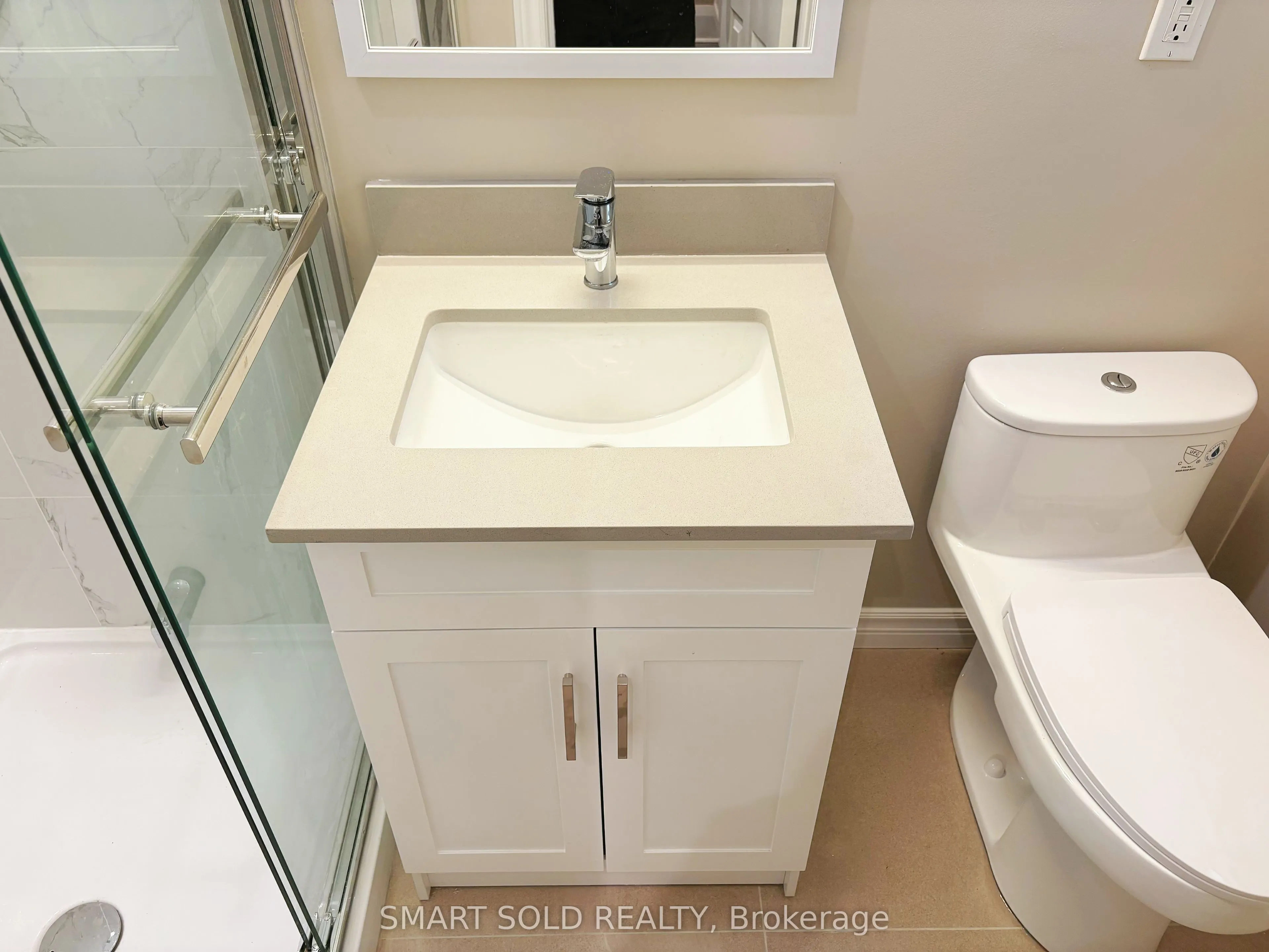 889 Avenue Road, #1ST FL
