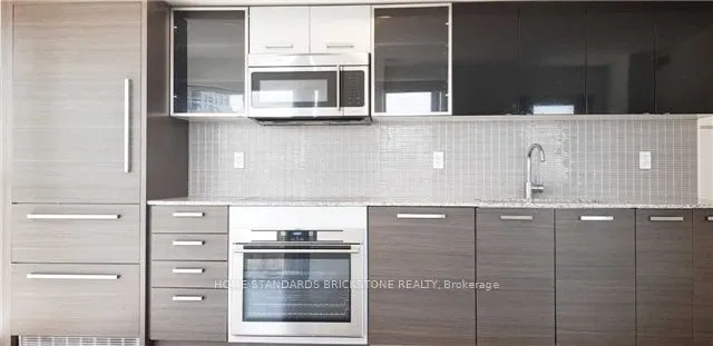 5162 Yonge Street, #1709