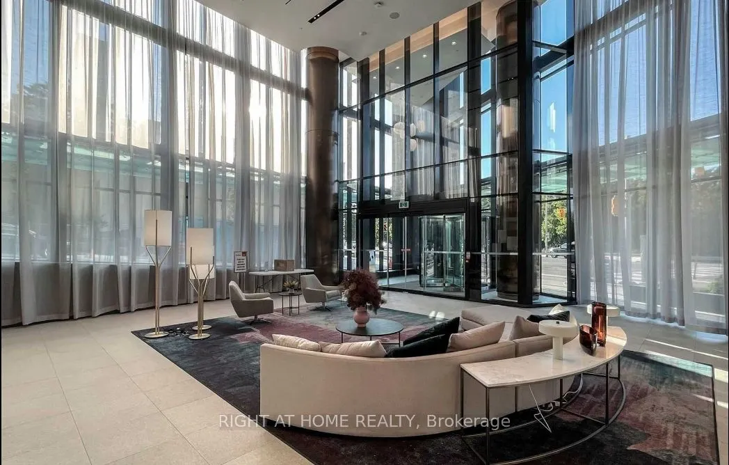 575 Bloor Street E, #1502