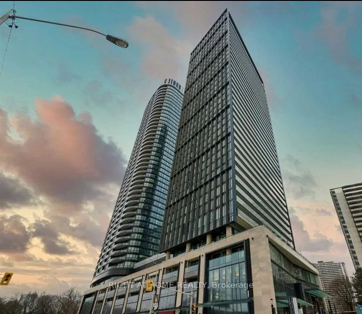 575 Bloor Street E, #1502