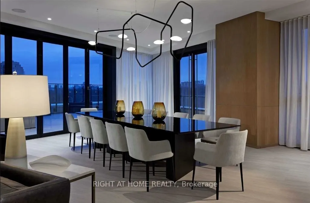 575 Bloor Street E, #1502
