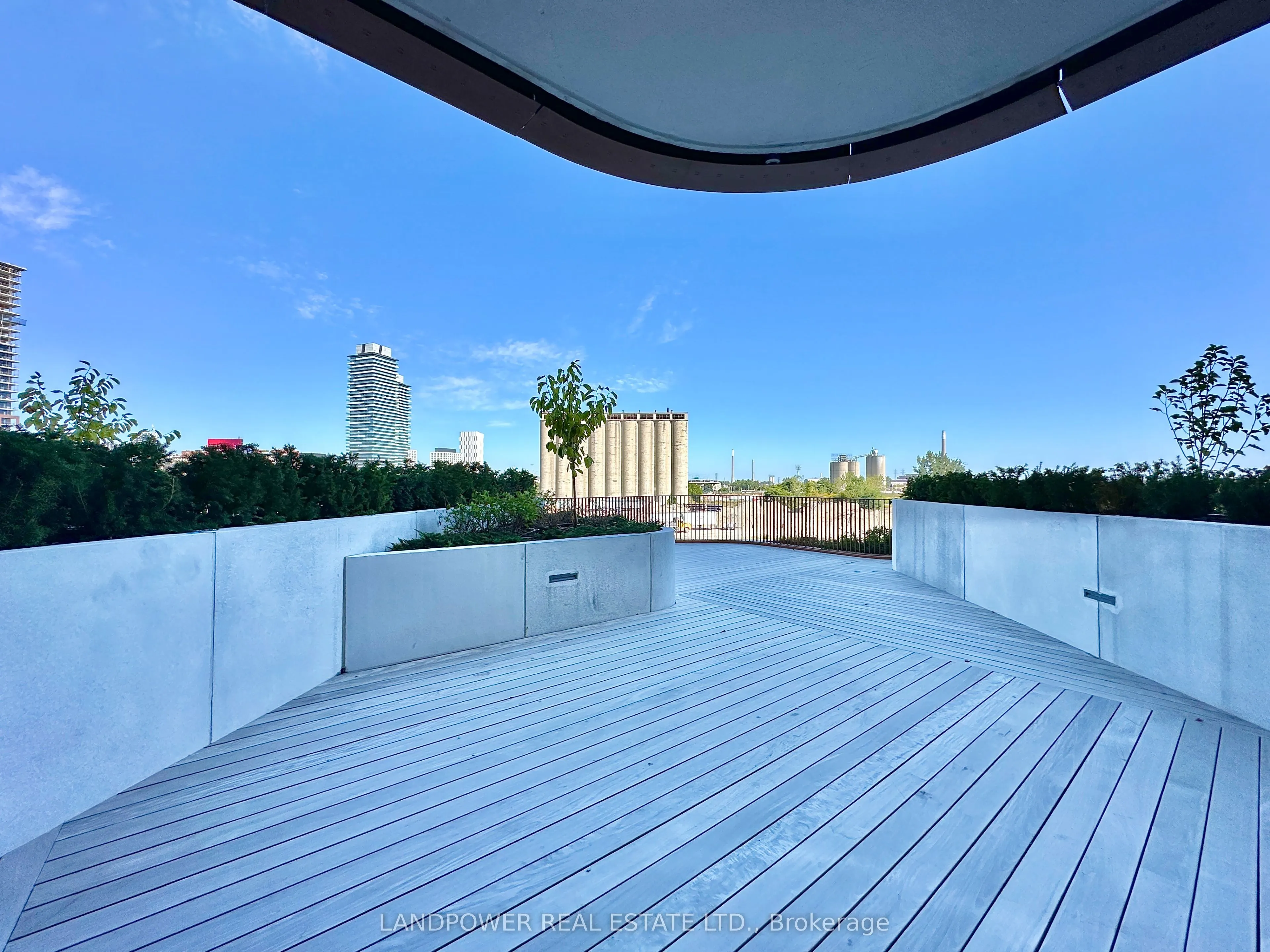 155 Merchants' Wharf, #302