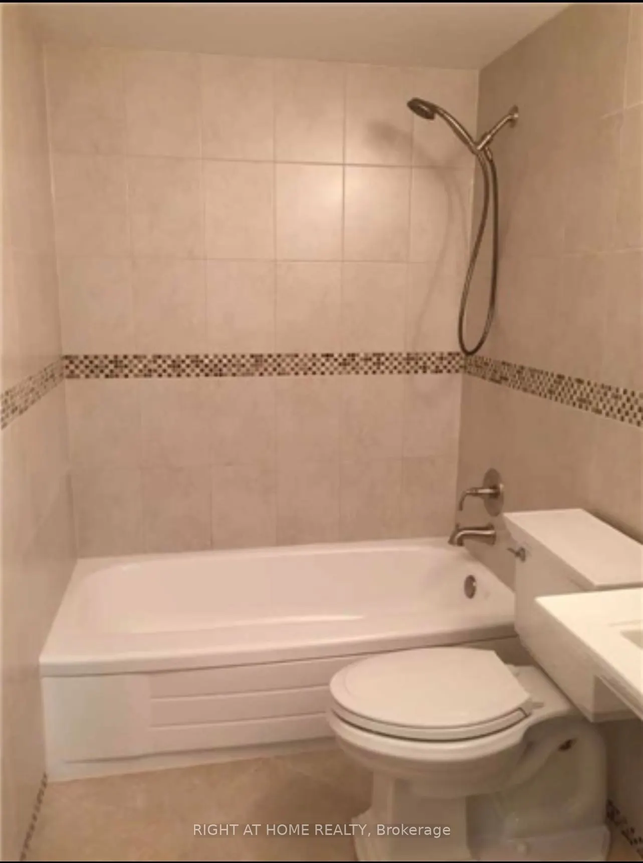 205 Hilda Avenue E #806