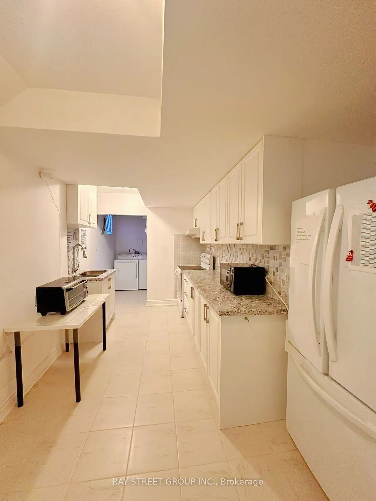 24 Wyvern Road, #Ground and lower