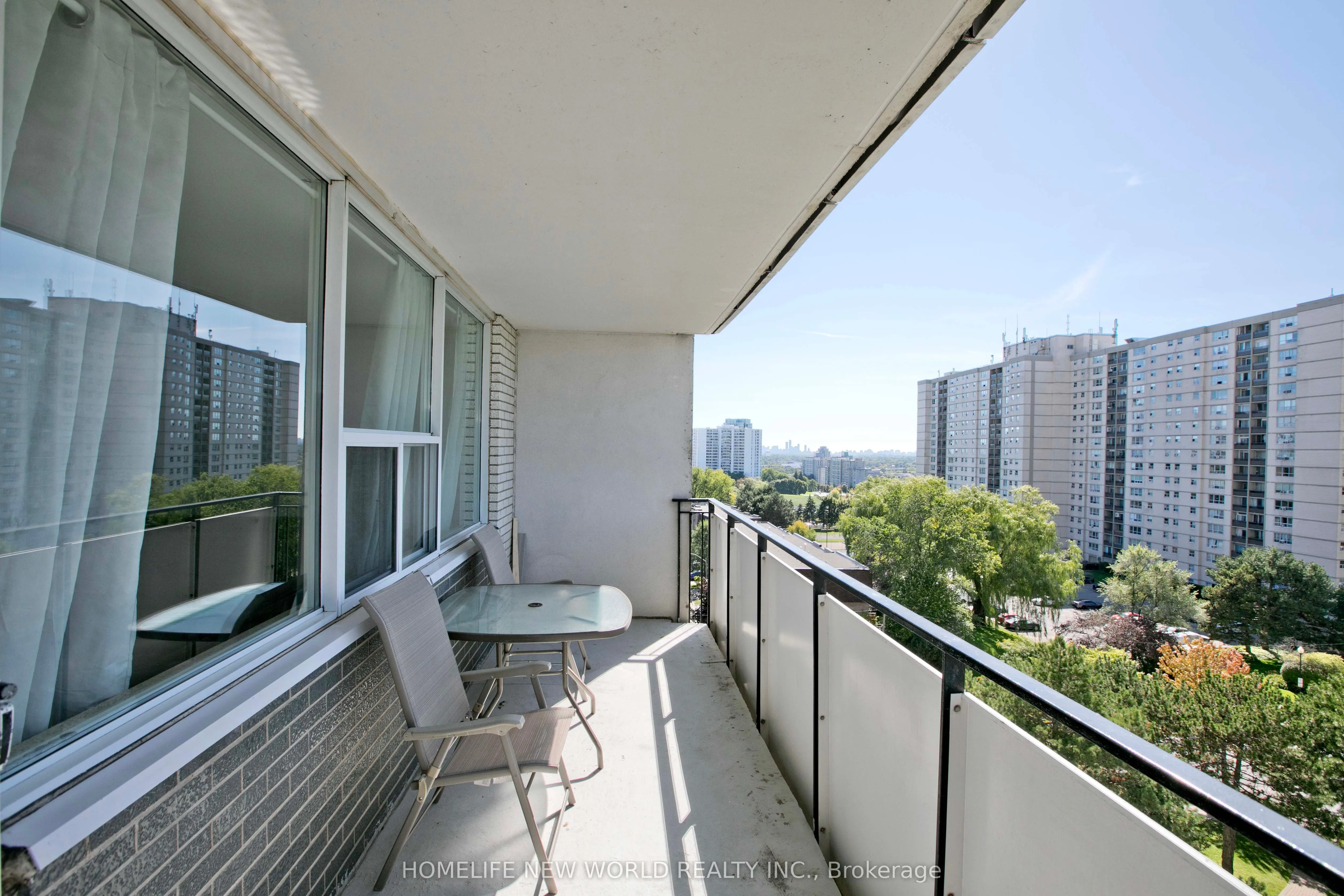 20 Forest Manor Road, #702