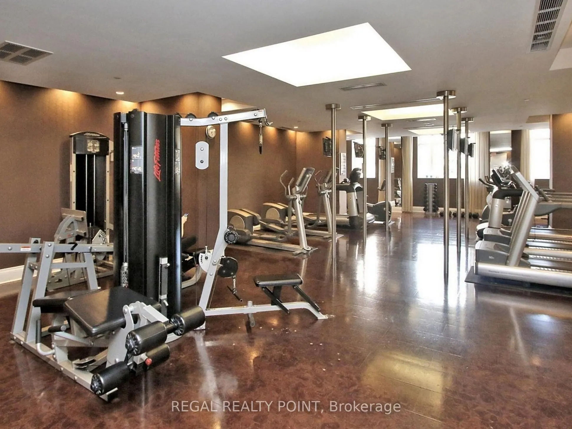 25 Greenview Avenue, #2118