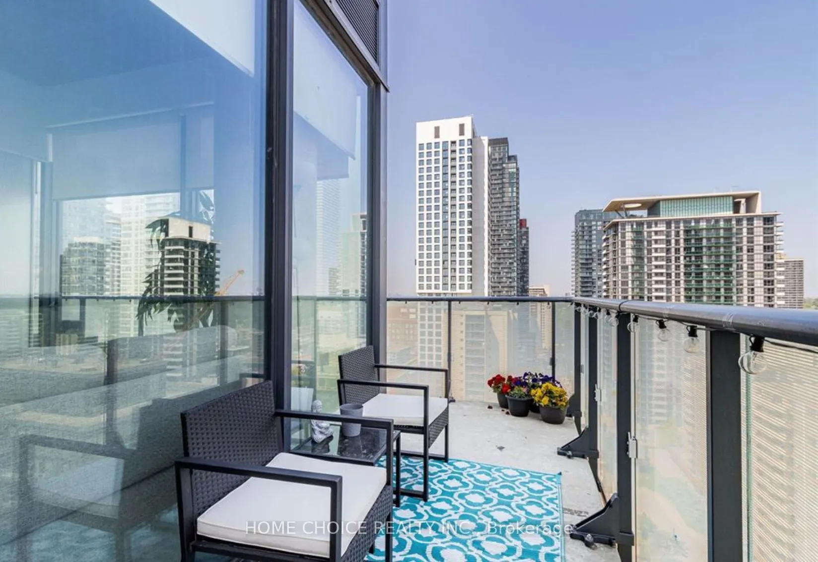 161 Roehampton Avenue, #2103