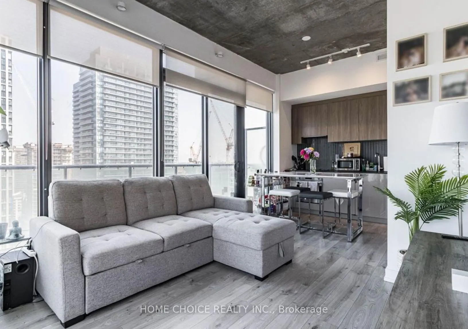 161 Roehampton Avenue, #2103