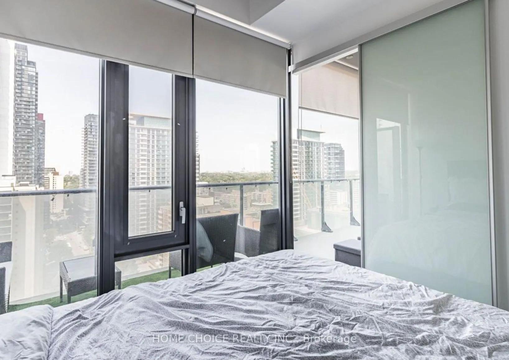 161 Roehampton Avenue, #2103