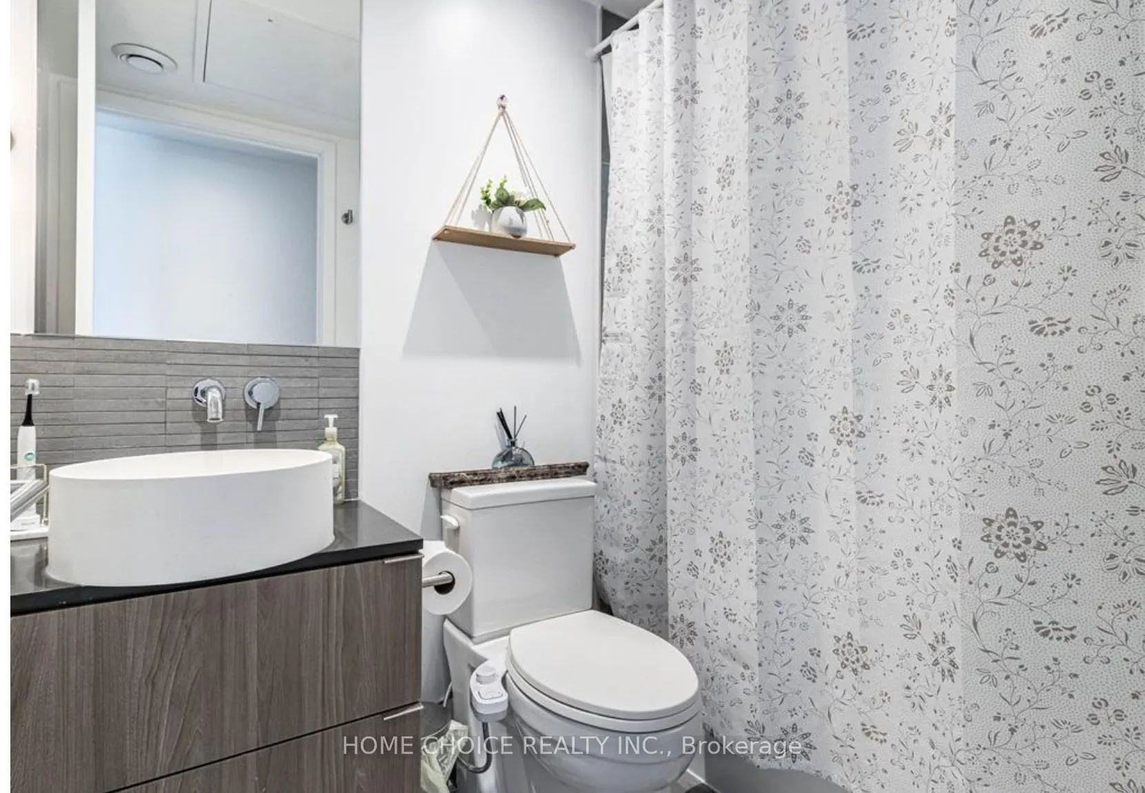 161 Roehampton Avenue, #2103