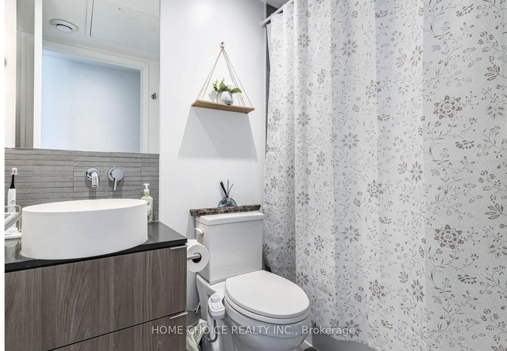 161 Roehampton Avenue, #2103