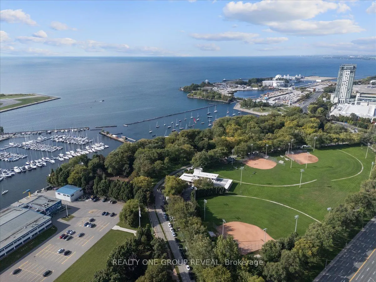 38 Iannuzzi Street, #341