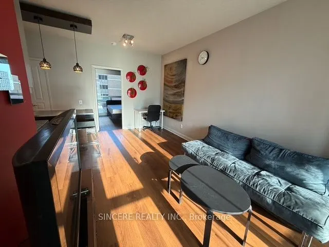 1121 Bay Street, #1701