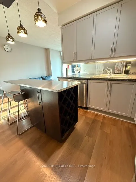 1121 Bay Street, #1701