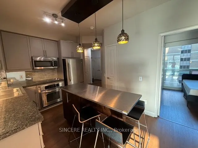 1121 Bay Street, #1701