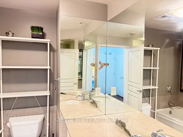 1121 Bay Street, #1701