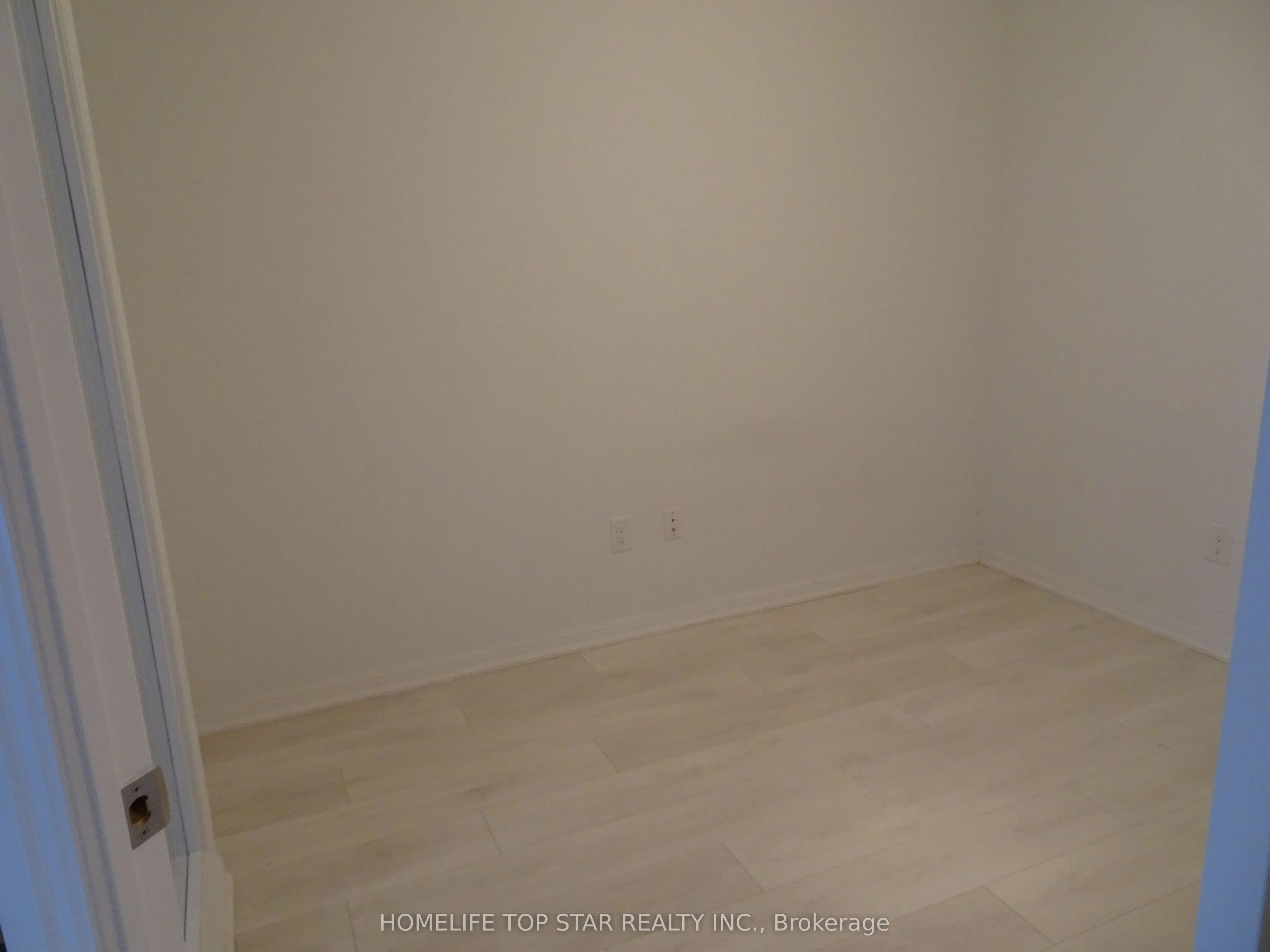 400 Adelaide Street E, #715