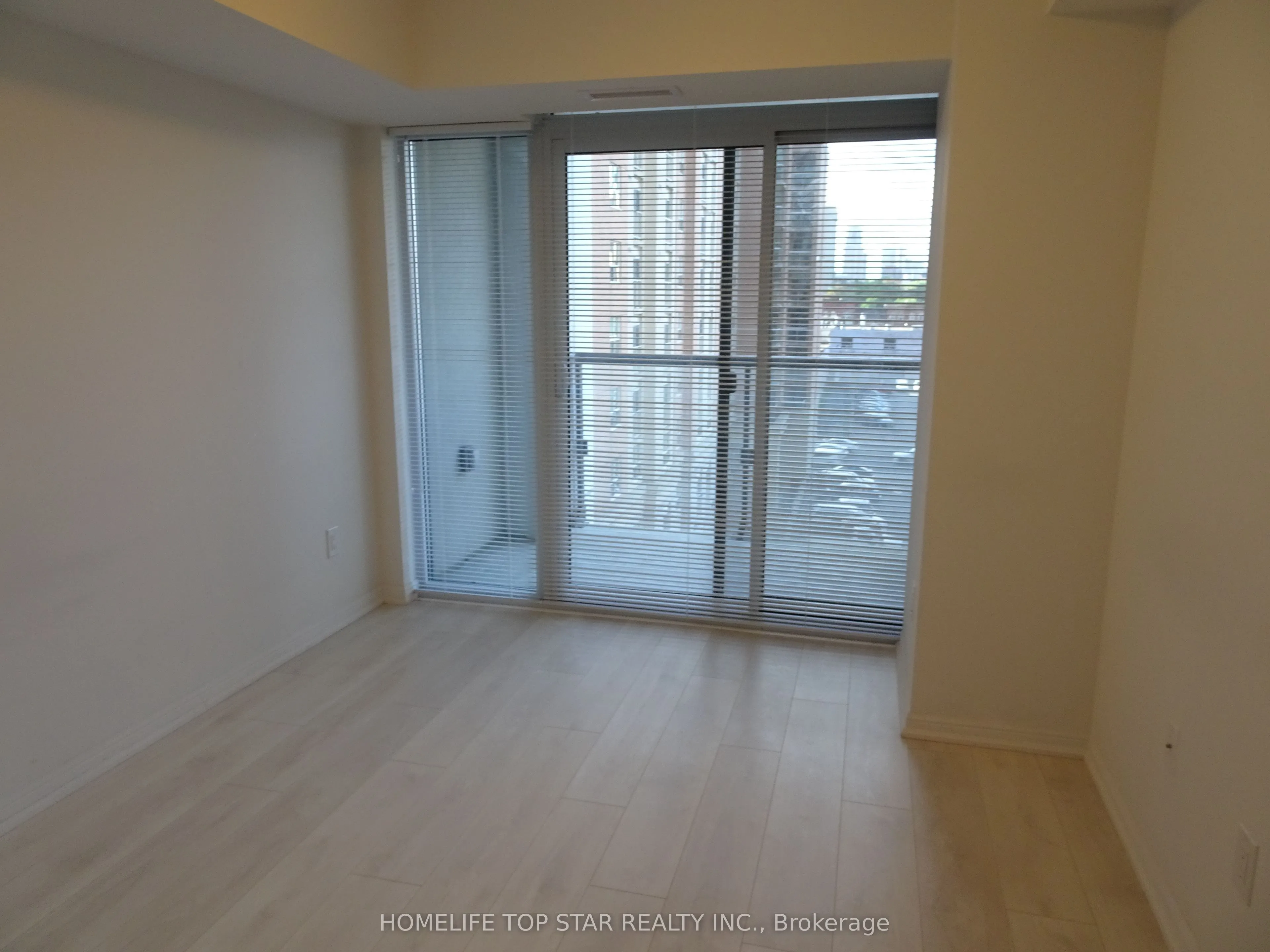 400 Adelaide Street E, #715