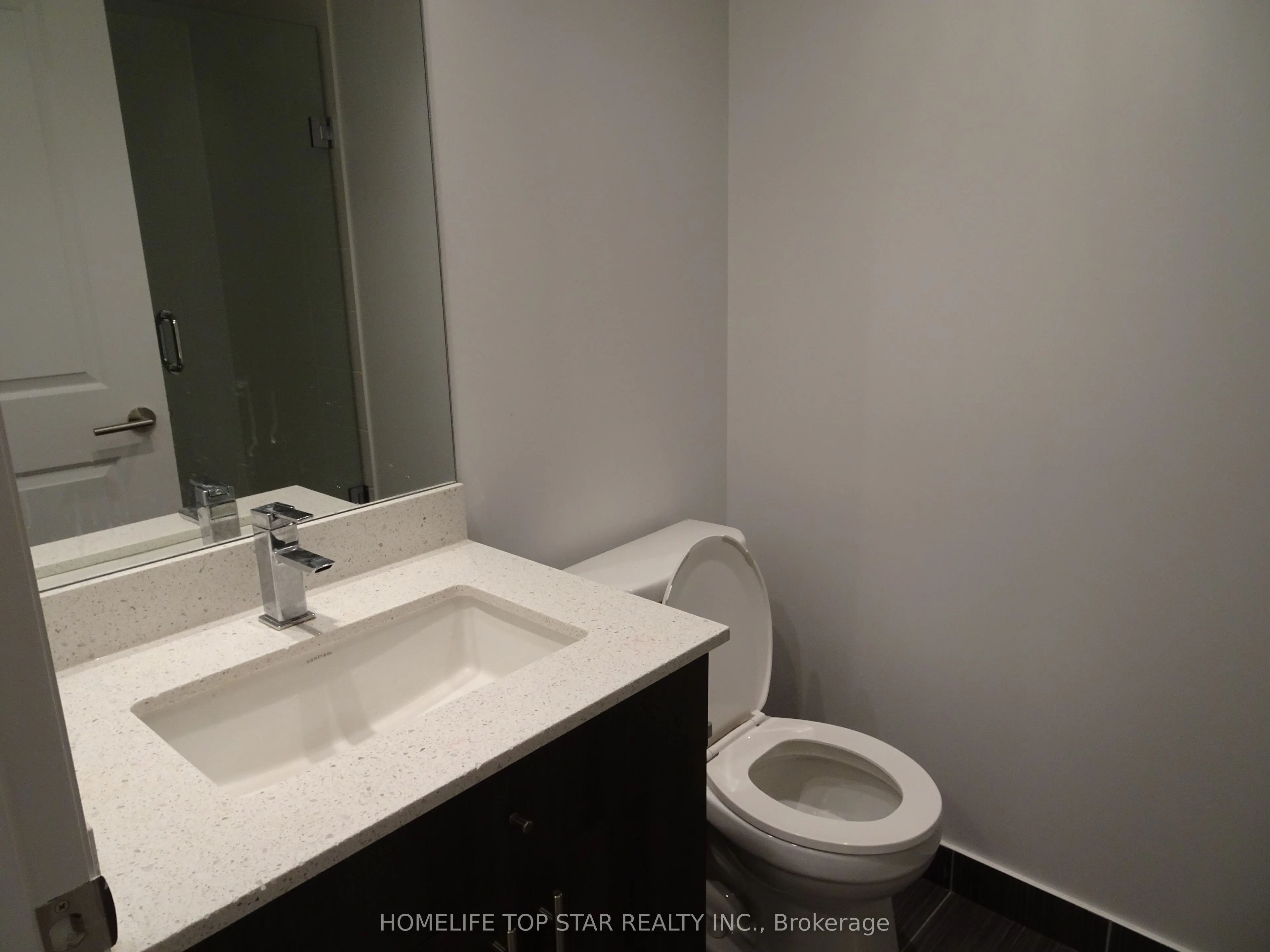 400 Adelaide Street E, #715