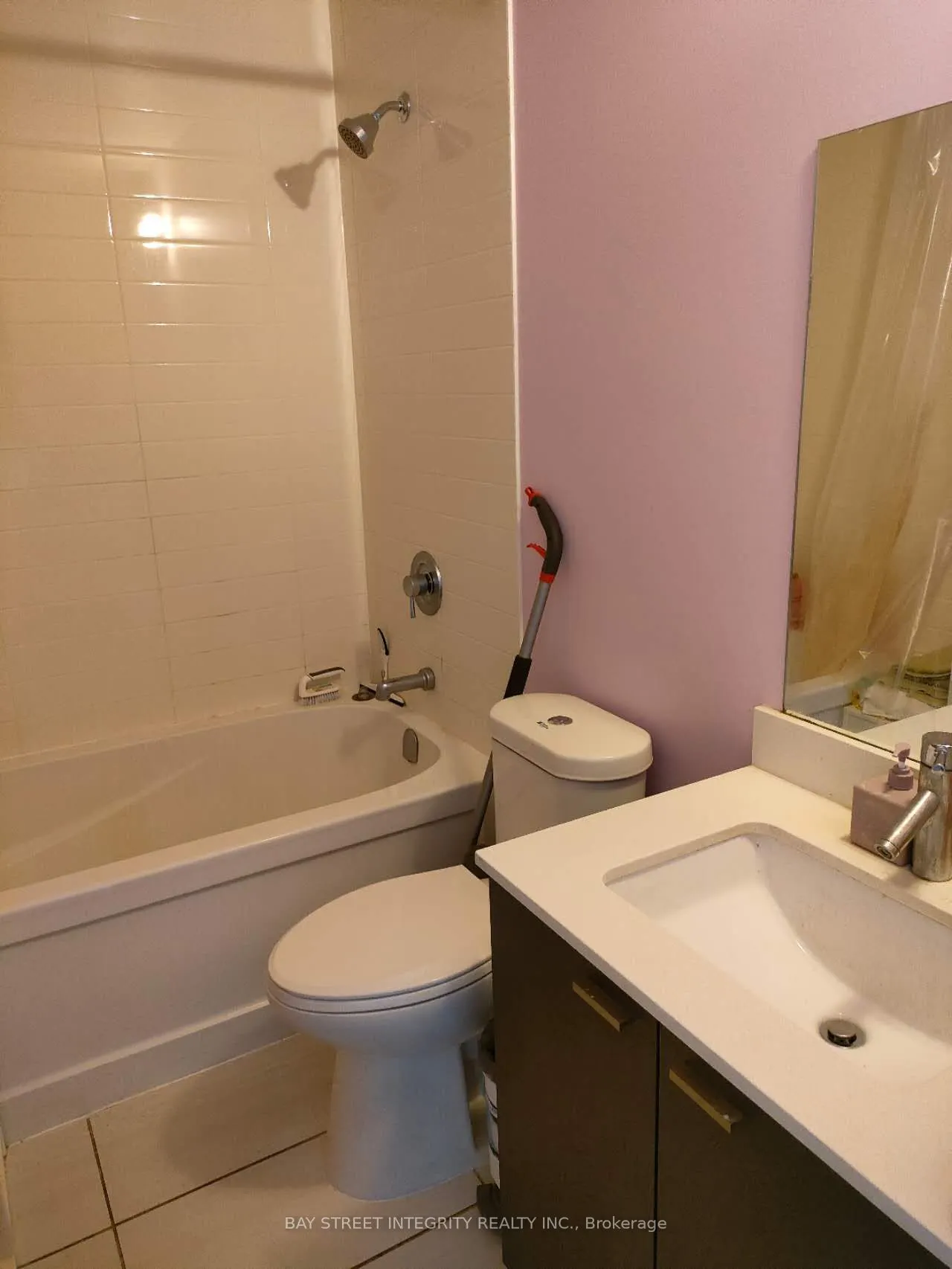 30 Roehampton Avenue, #2001